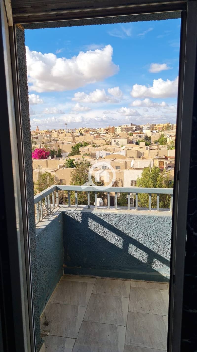 6 56ac744c-92cc-4b36-9ad7-a90db37bb934. jpeg