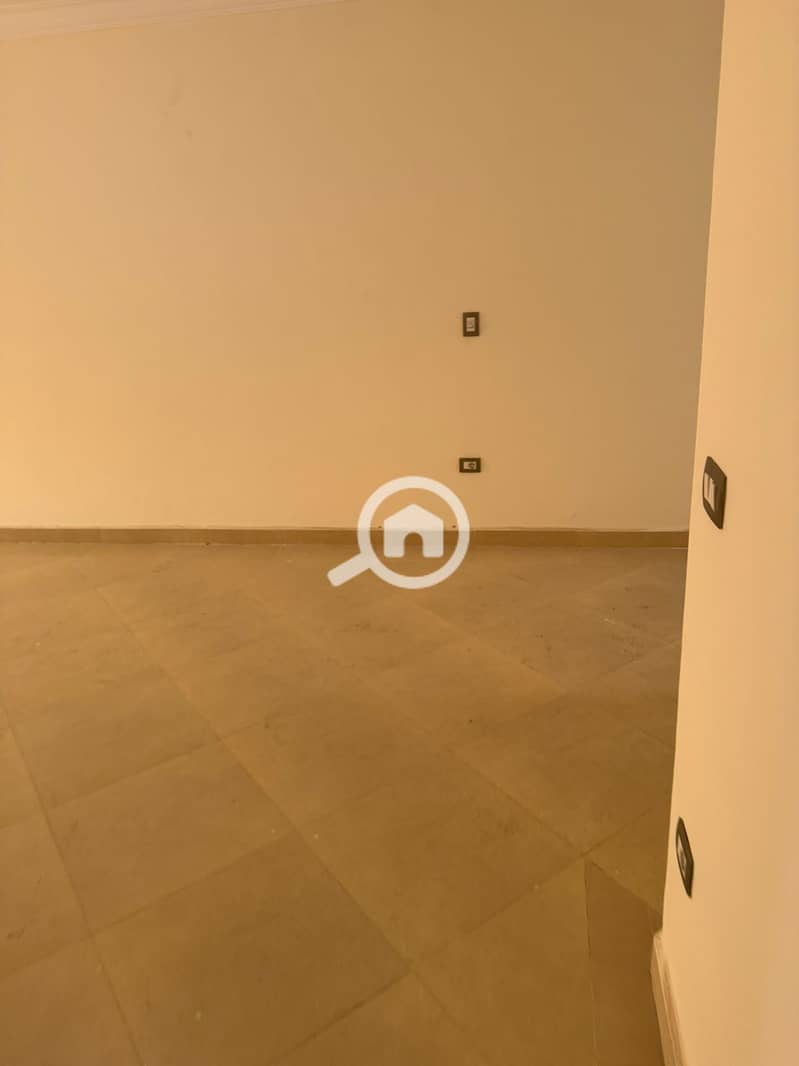 5 WhatsApp Image 2026-01-08 at 1.49. 52 PM (1). jpeg