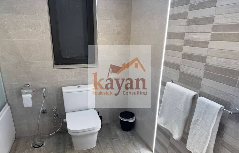 29 bf5fa74a-8d69-4372-8209-26a0ce798750. jpg