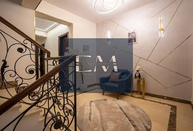 8 fd0f952a-87f2-4251-827c-f1844e5f0031. jpg