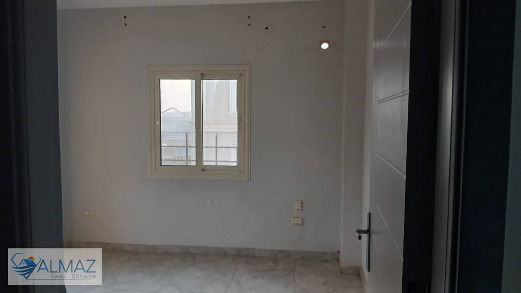 4 WhatsApp Image 2026-01-08 at 4.22. 55 PM (1). jpeg