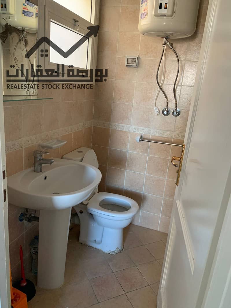 8 ce773856-4868-40cb-9cdb-677aec546f72. jpg