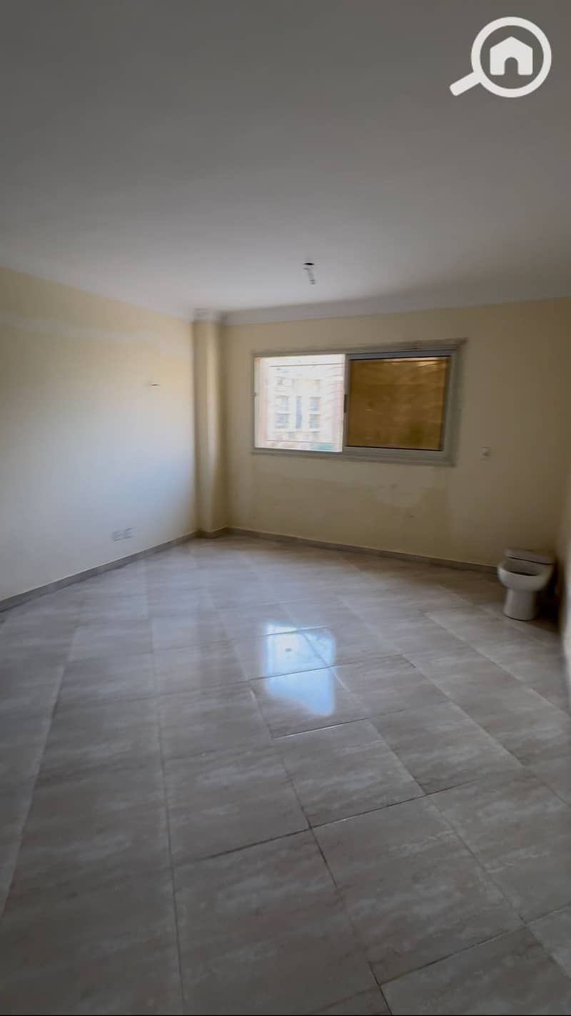 6 5fe6ea5f-61a4-4e7c-9476-d1ec2ad8c786. jpeg