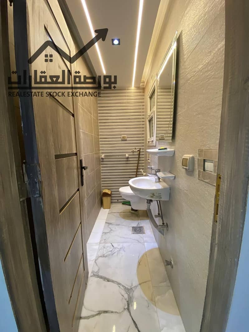 4 7b5e9a2d-2aba-4481-8d0b-524c5117cdf4. jpg