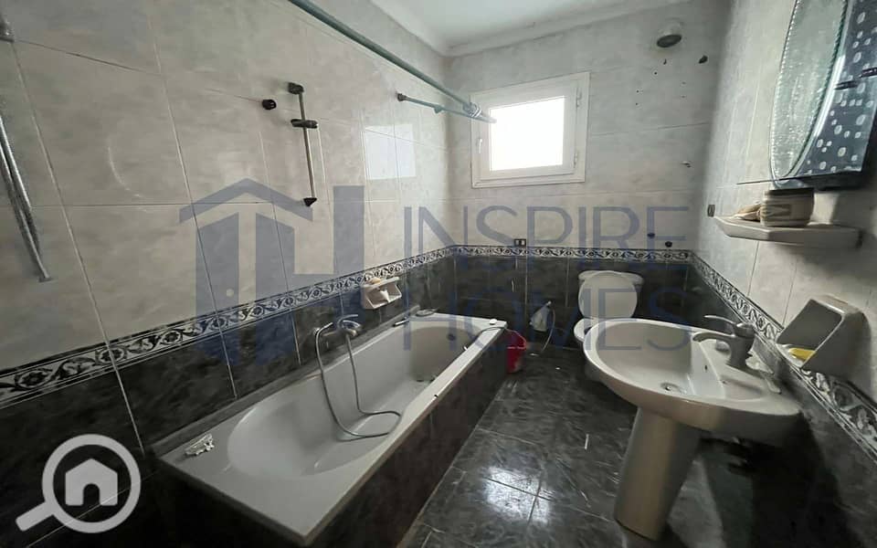 10 WhatsApp Image 2026-01-07 at 16.04. 10 (2). jpg