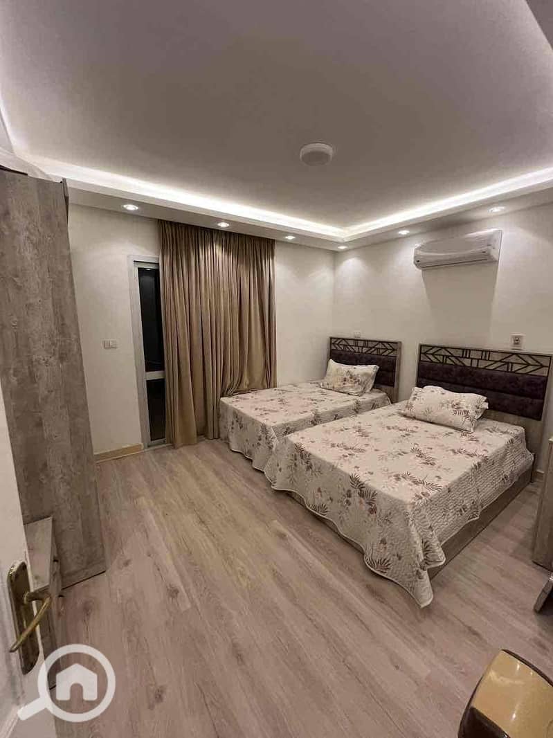 4 d3e254ea-1d35-4e6e-b763-38dec5958155. jpg