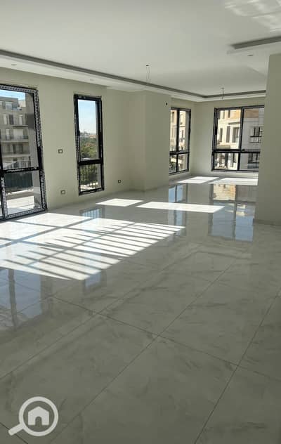 اي فيلا 4 غرف نوم للايجار في القاهرة الجديدة، القاهرة - IMG-20260108-WA0023. jpg