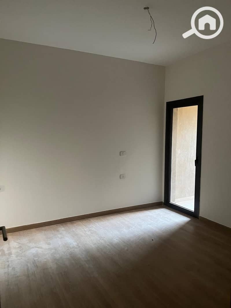 5 WhatsApp Image 2025-11-15 at 1.51. 52 PM (1). jpeg