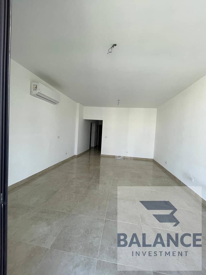 10 4b604d56-f95d-4a2c-88f9-92d1ebfcd53e. jpg