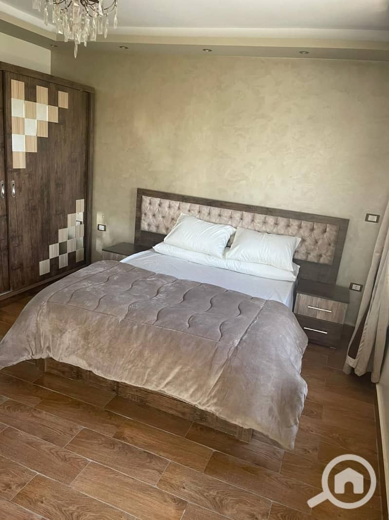 3 ceec53fc-8e62-4970-835f-ddb4405b5cc8. jpg