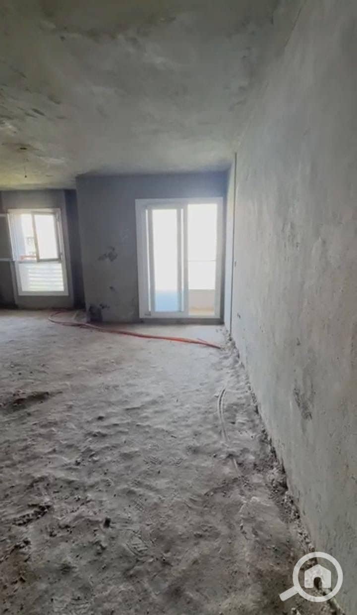 6 f6ce5398-31a5-45e7-b587-5700d5c536a7. jpeg