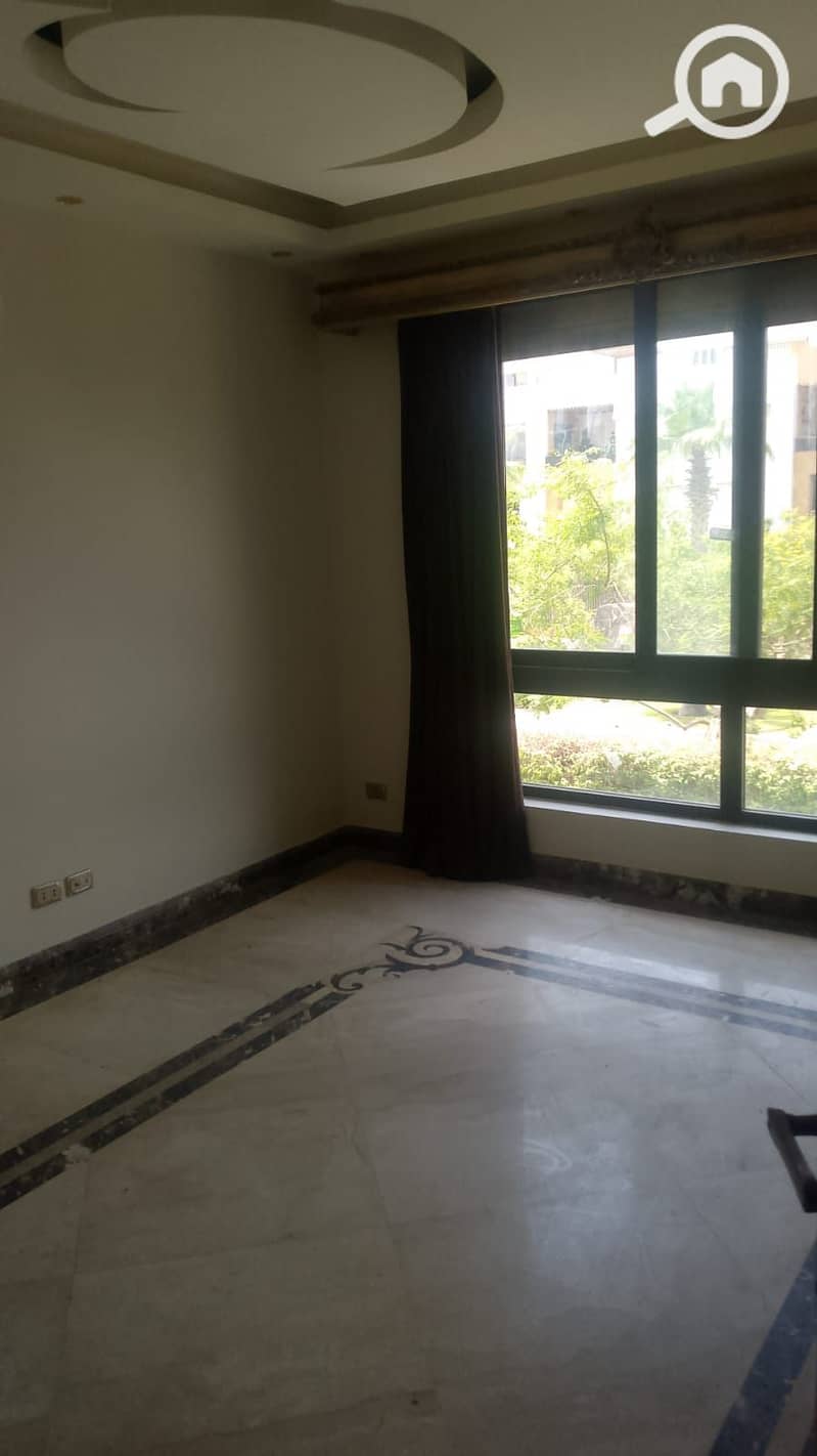 10 61c1a6a1-6f53-4a16-91d4-fb22db0fa331. jpg