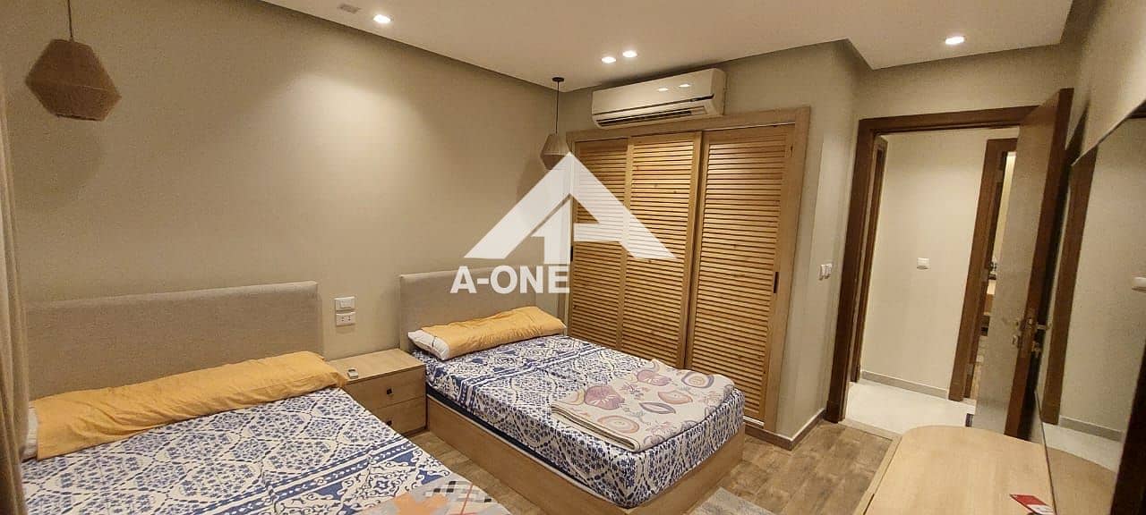 10 e403cdd5-db4d-4e29-9423-48280bc4a95e. jpg