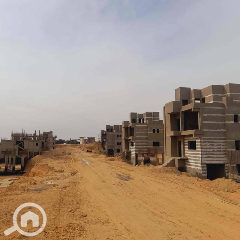 10 a51fb12f-63d8-4026-bbe6-75004bd9c456. jpg