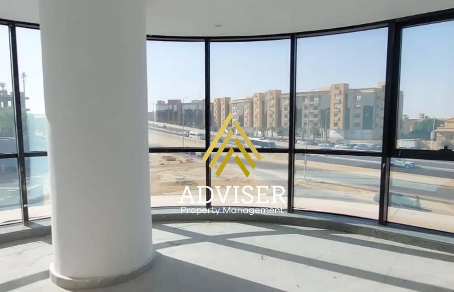 2 Finished خببهرث مكتب للبيع north 90 new cairo  (1). jpg