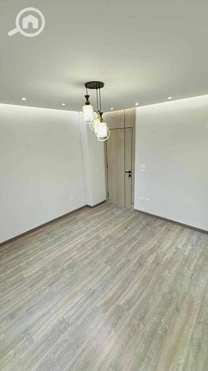 6 7584810e-0354-4323-8a48-7b3920f0ecaf. jpg