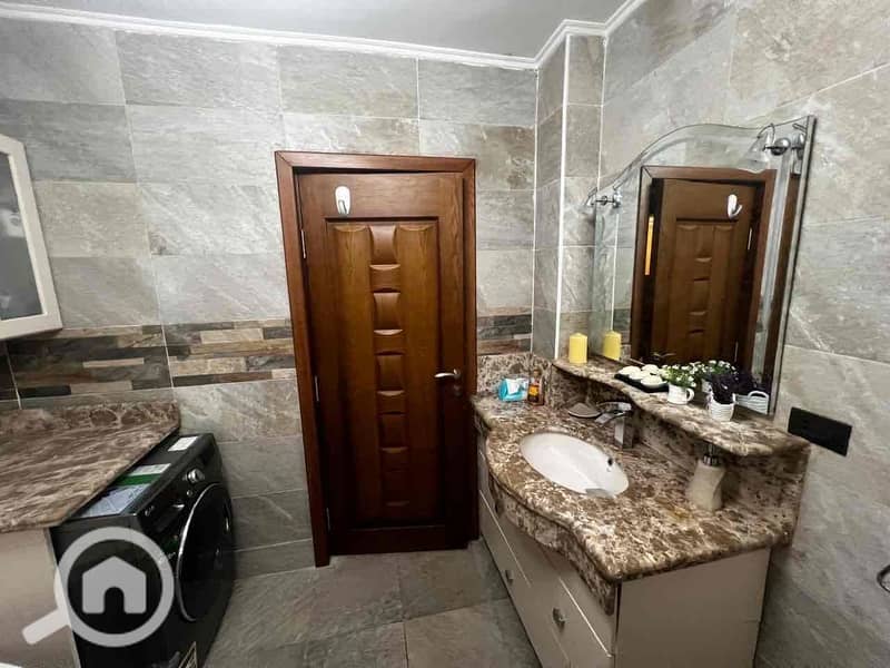 9 4dd04e62-d54c-4086-9fe5-fb1d15fa20b1. jpg