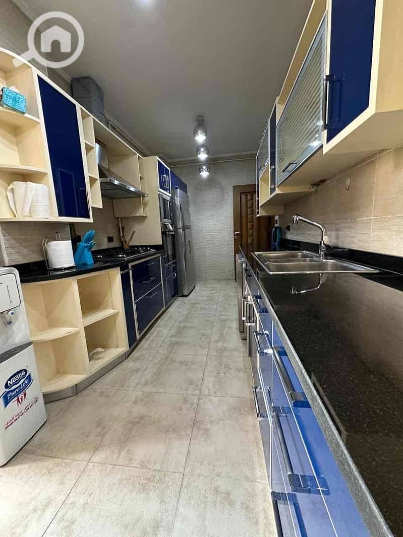 13 a84de4b9-836b-4f4b-8bc8-59faf4924ea5. jpg