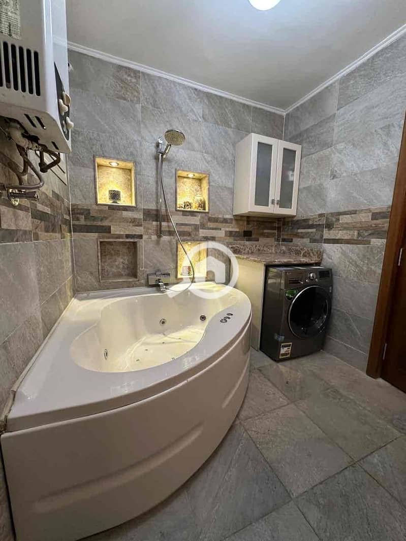 26 01f3adf4-6d1a-414f-bd92-36e56d3f7325. jpg