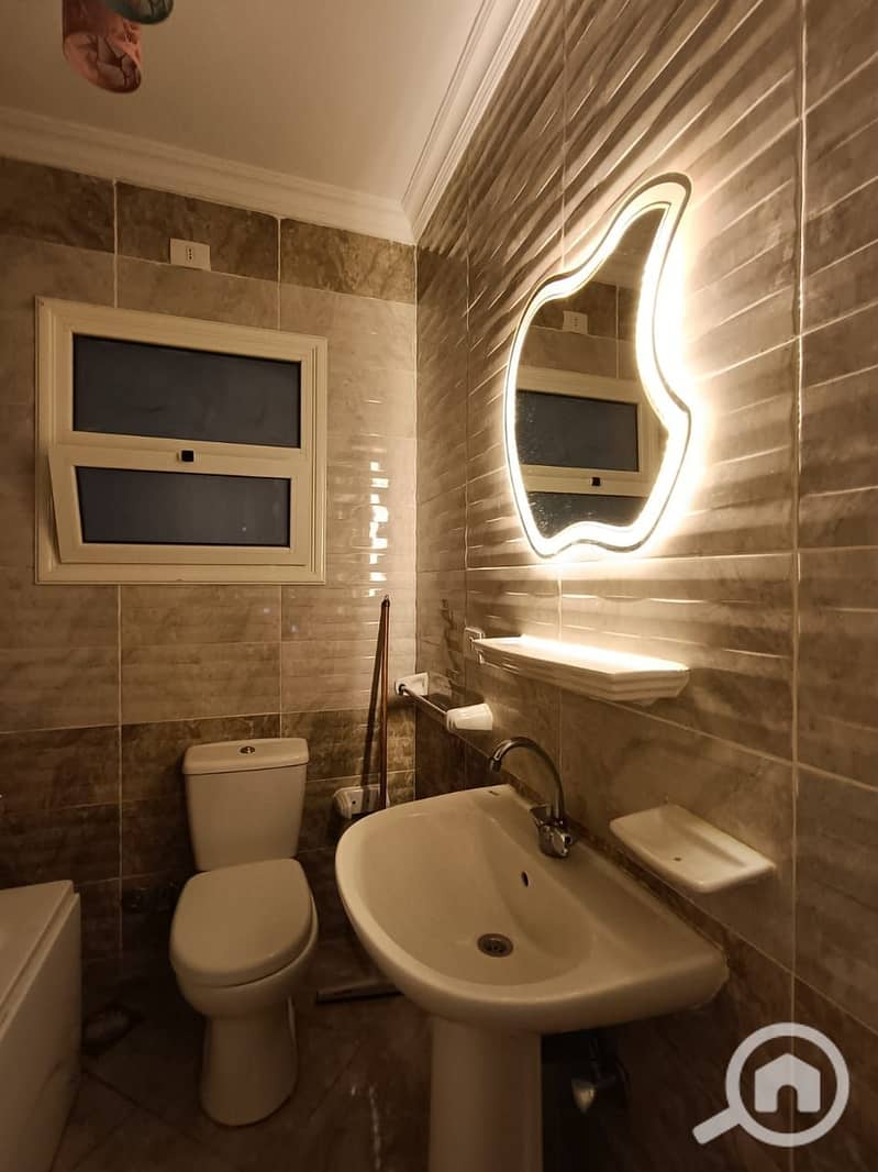 5 08265c79-9aa3-44cc-983d-a6165d1f8f70. jpeg