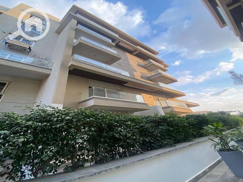 8 d95848ee-7561-4906-b20c-a81c07a7f1c5. jpg