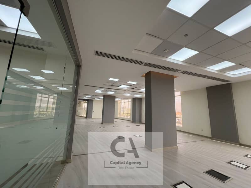 4 e690e857-2e01-46f1-9655-e64bdff116c4. jpg