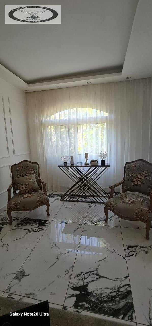 3 65b1b650-3bf3-4f00-9b9e-e3b5add9ddcd. jpg