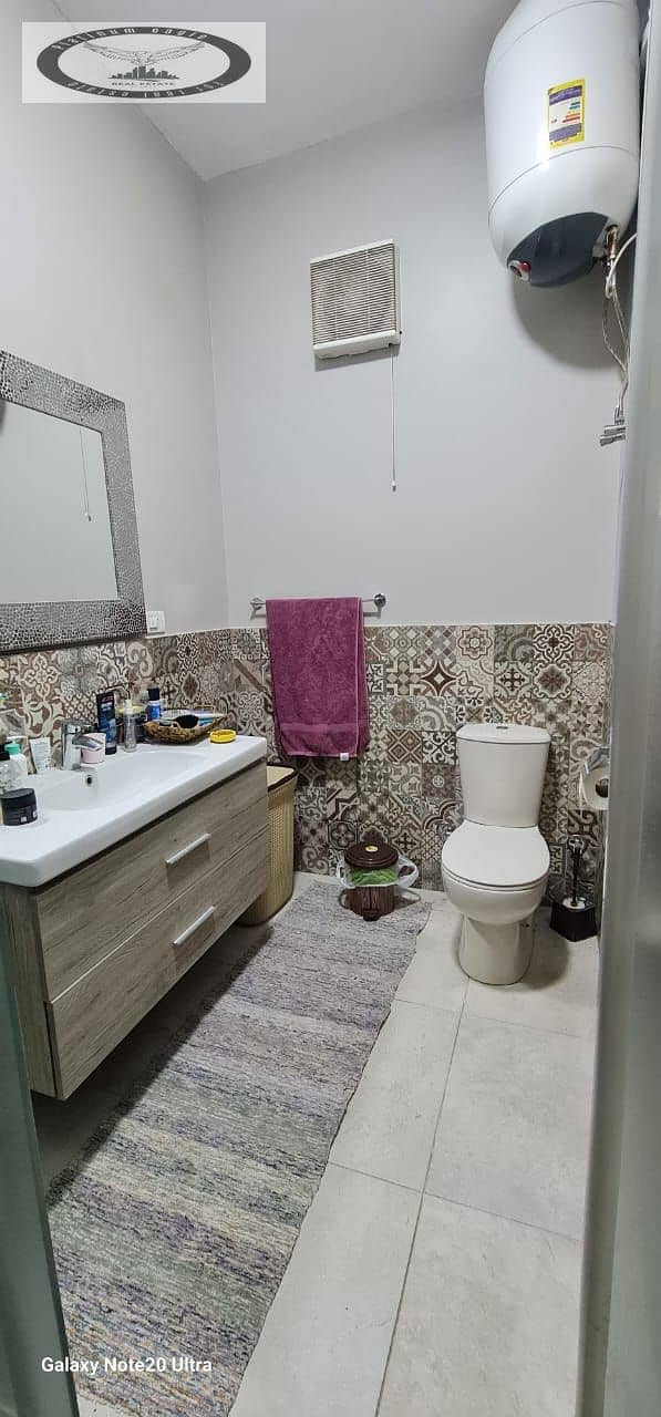 19 82c3d8eb-1e71-4bcc-9aa5-304e928aa3e4. jpg