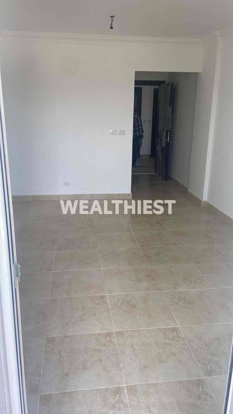 5 1f85401a-9617-4635-b0e8-ae59c15bb998. jpg