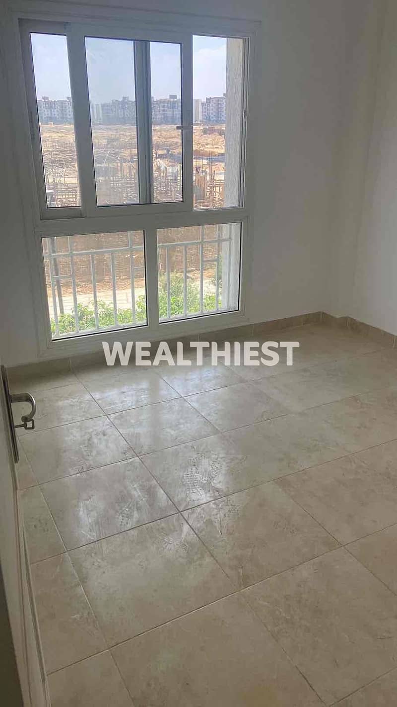 6 466b24a4-3f17-46b9-a7fb-b6613290b8ed. jpg