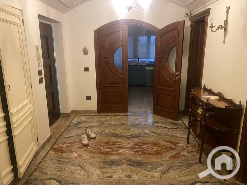 6 587c2cb7-d67e-4a13-b4e8-c9cf1d558d2a. jpg