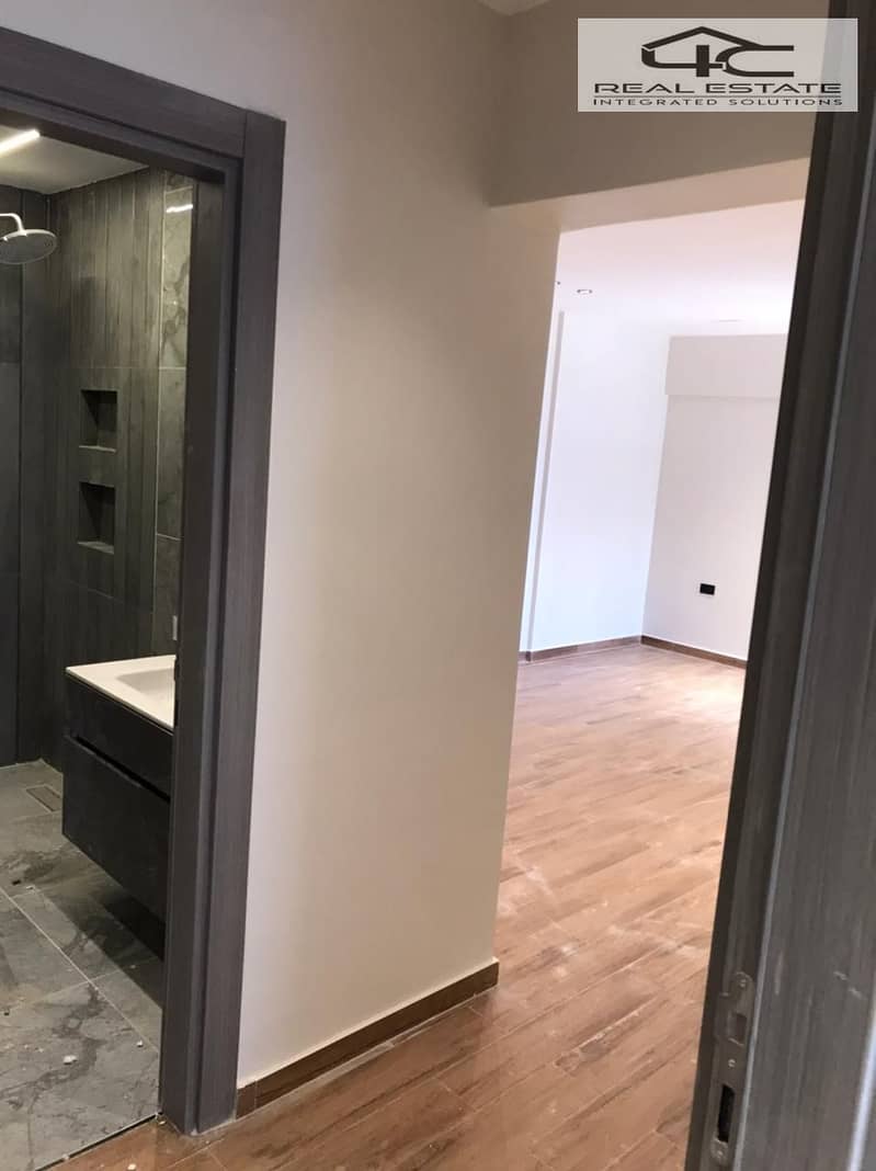 4 WhatsApp Image 2026-01-06 at 3.07. 19 PM. jpeg