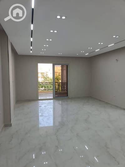 3 Bedroom Apartment for Sale in Sheikh Zayed, Giza - WhatsApp Image 2025-10-16 at 3.23. 00 PM. jpeg