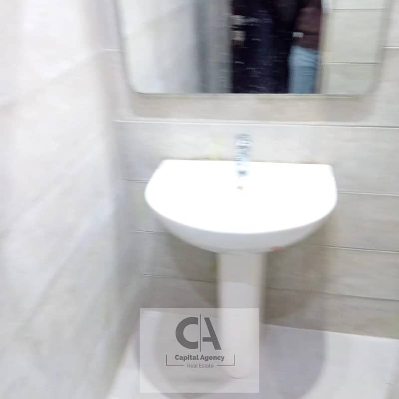 15 0e806598-5cd7-409d-94c7-6bbb2e8d2a7b - Copy. jpg