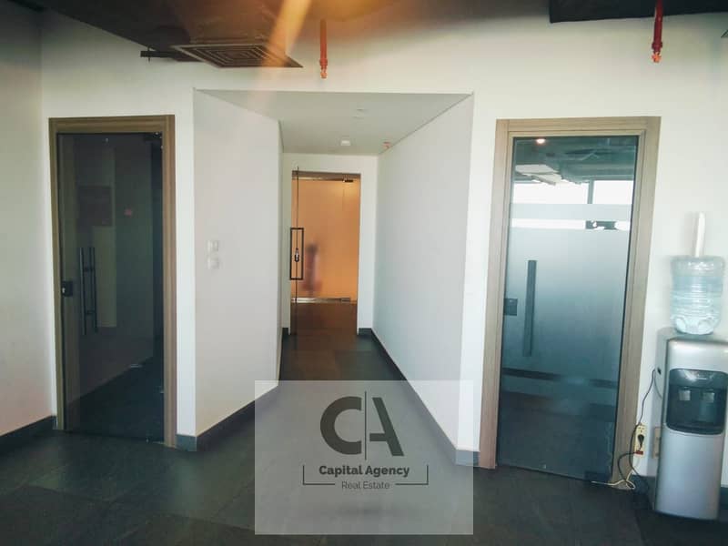 2 f6350833-f17e-4b9d-8db9-7816dfbf7122. jpg