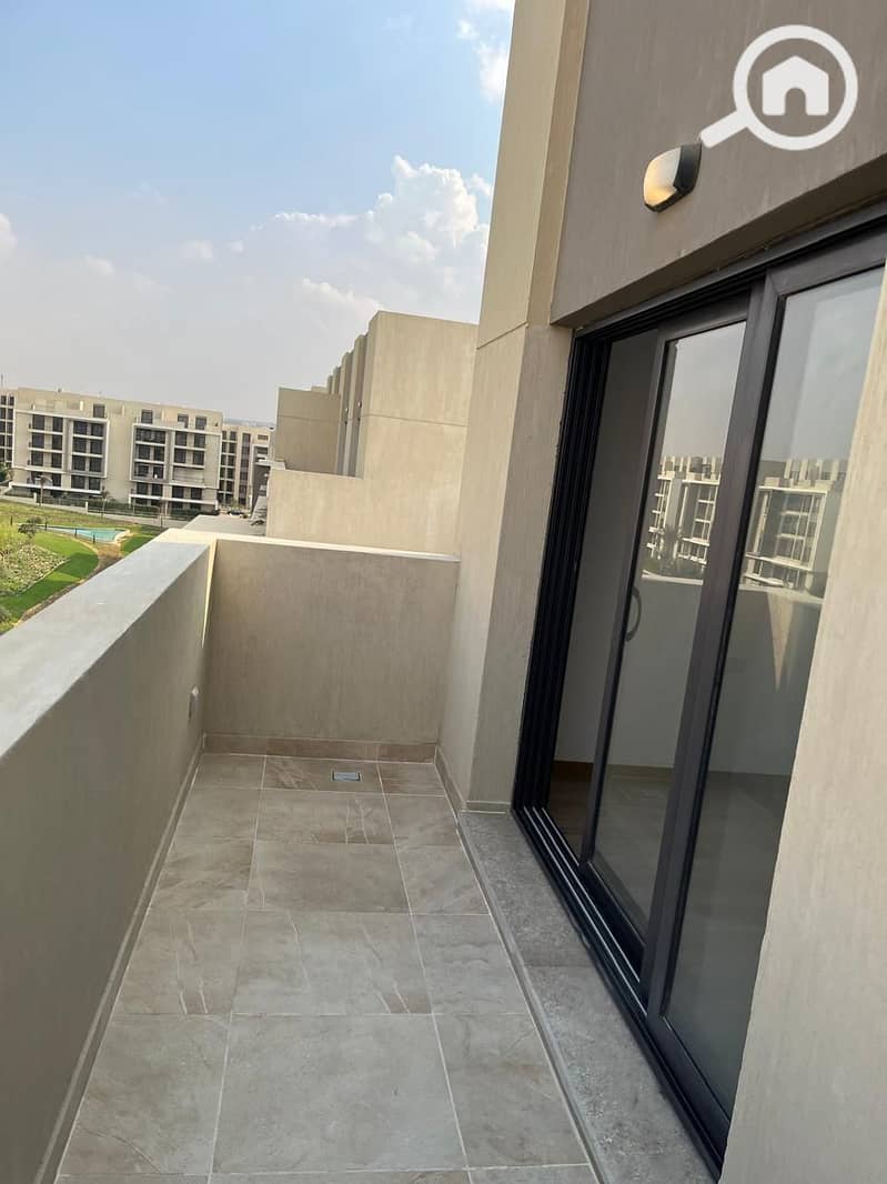 6 b60f5053-7638-4abc-8389-494e516147dc. jpg