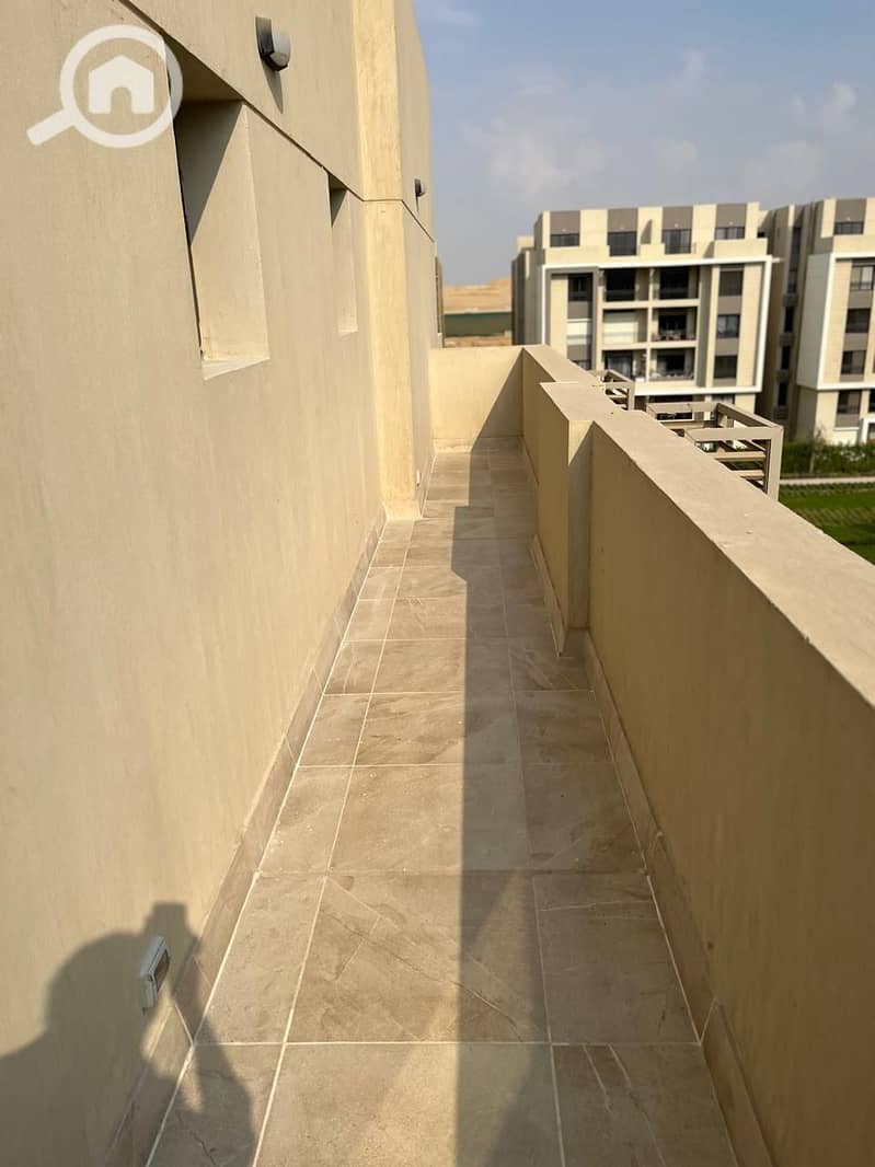 7 bb135033-b8fe-4384-866c-c8652a6e90b9. jpg