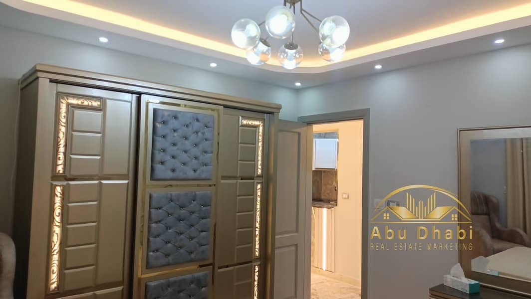 12 85d01f56-94ff-4f40-819f-019f5b8bcdb8. jpg