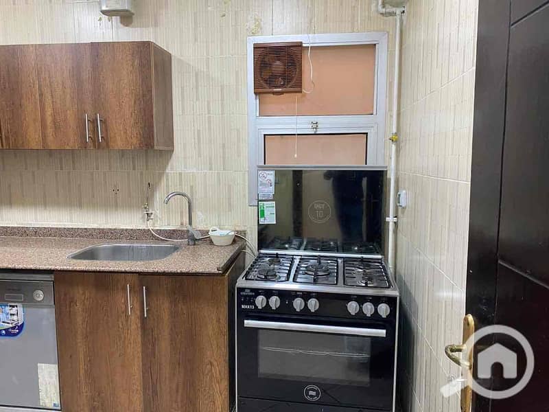 6 61fb9597-c995-4ff4-838d-b79b60877aec. jpg