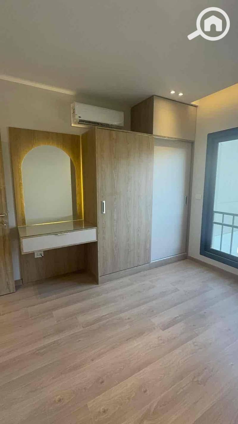 8 96a9cf42-0356-402a-9bd4-2a2c86c201e0. jpg