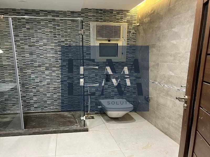 8 dd022bc7-5696-404d-80dd-43c3dcd74c82. png