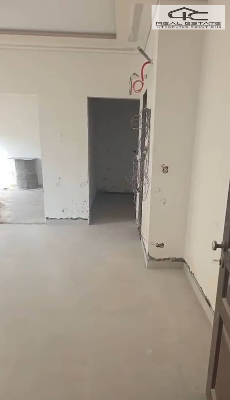 10 WhatsApp Image 2026-01-06 at 1.42. 00 PM (1). jpeg