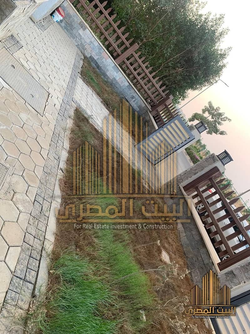 2 U323341 (22). jpeg