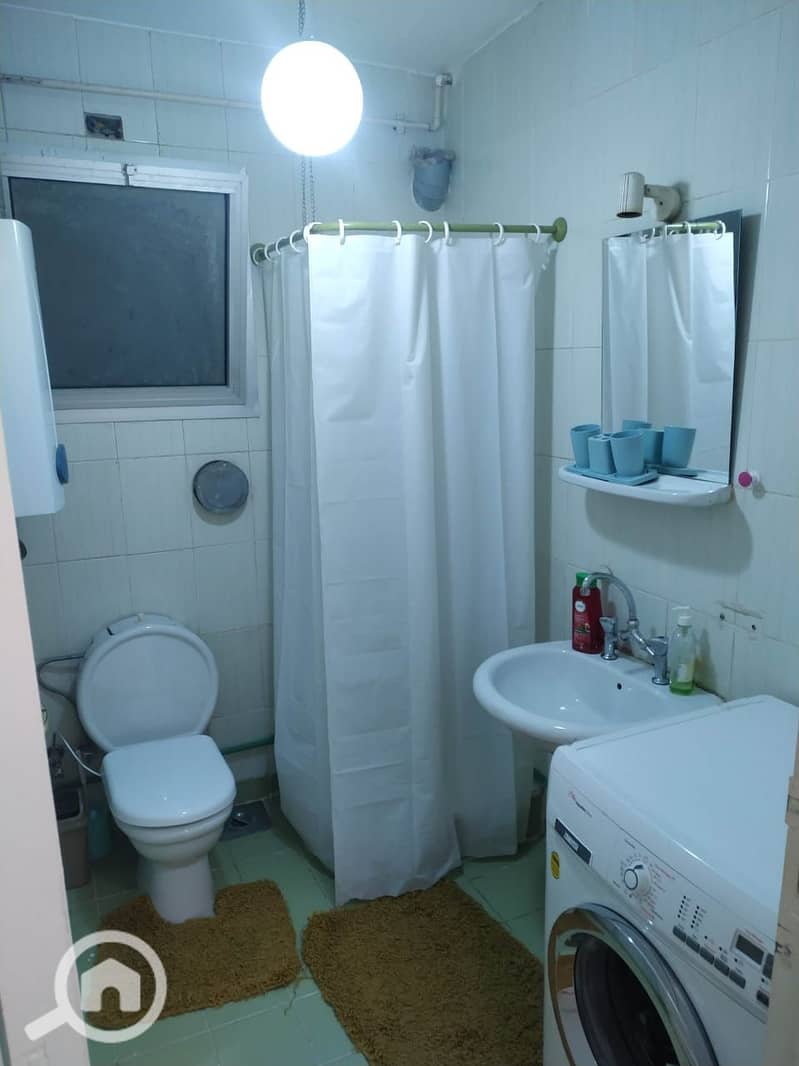 8 495c377f-77d9-4666-a631-75e0a274b65b. jpeg