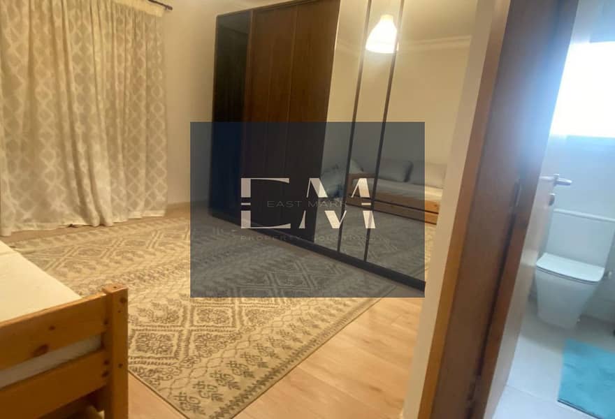 4 ac27a6e2-3fbd-4605-8720-df5d88dbd6e9. jpg