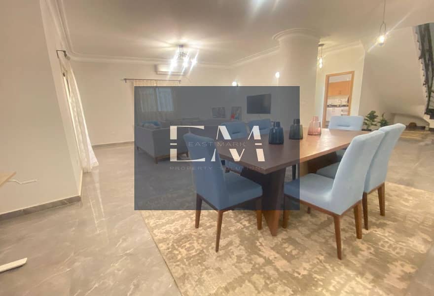 10 180248f6-fb2c-42a9-9a69-ecd6ea1e271a. jpg