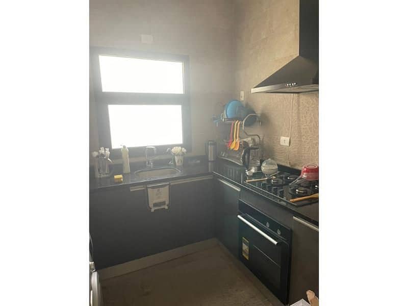 8 73b6aa66-8714-4933-b21c-647778f8ab62. jpg