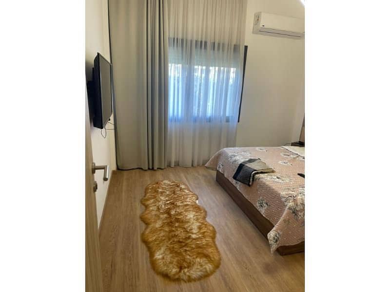 18 f63cb73b-2b51-45b0-a0cd-49ac91726b42. jpg