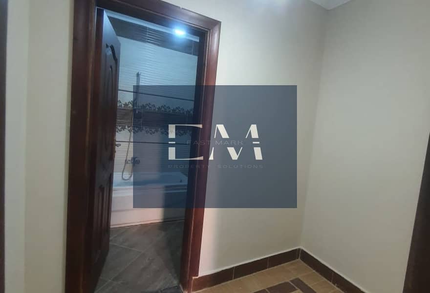 7 9c637b40-57a2-41c5-a6d3-789d0dcb180d. jpg