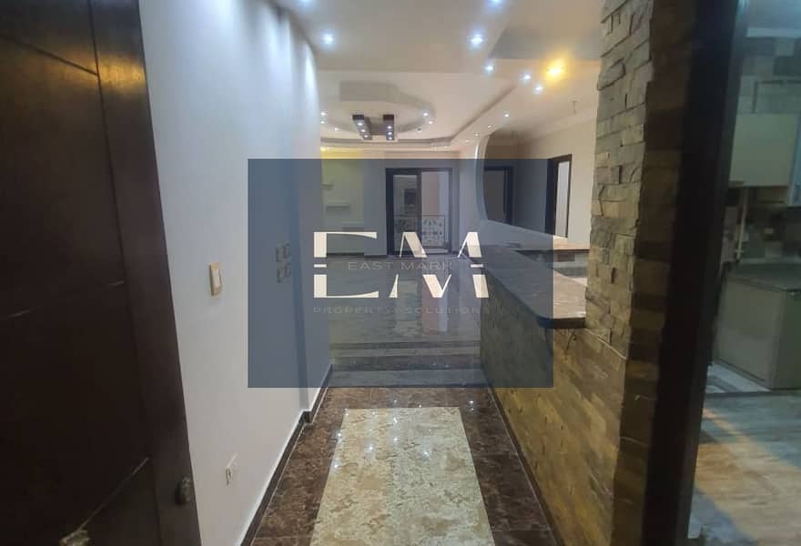 8 40c7f13d-4b6a-43b3-ac92-006a0b28208b. jpg